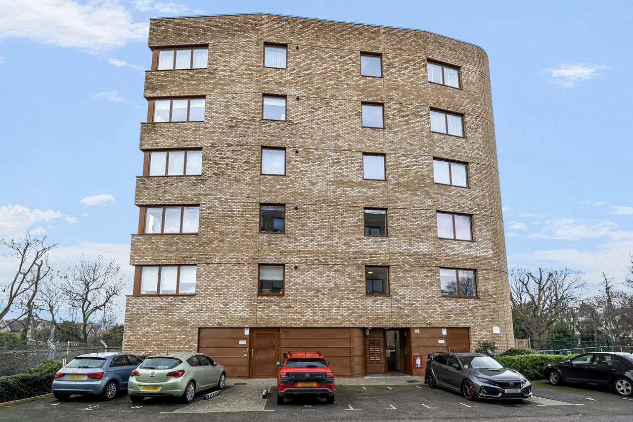 Relph Court, Ealing, W5, photo 19