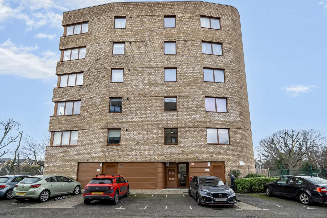 Relph Court, Ealing, W5, photo 20