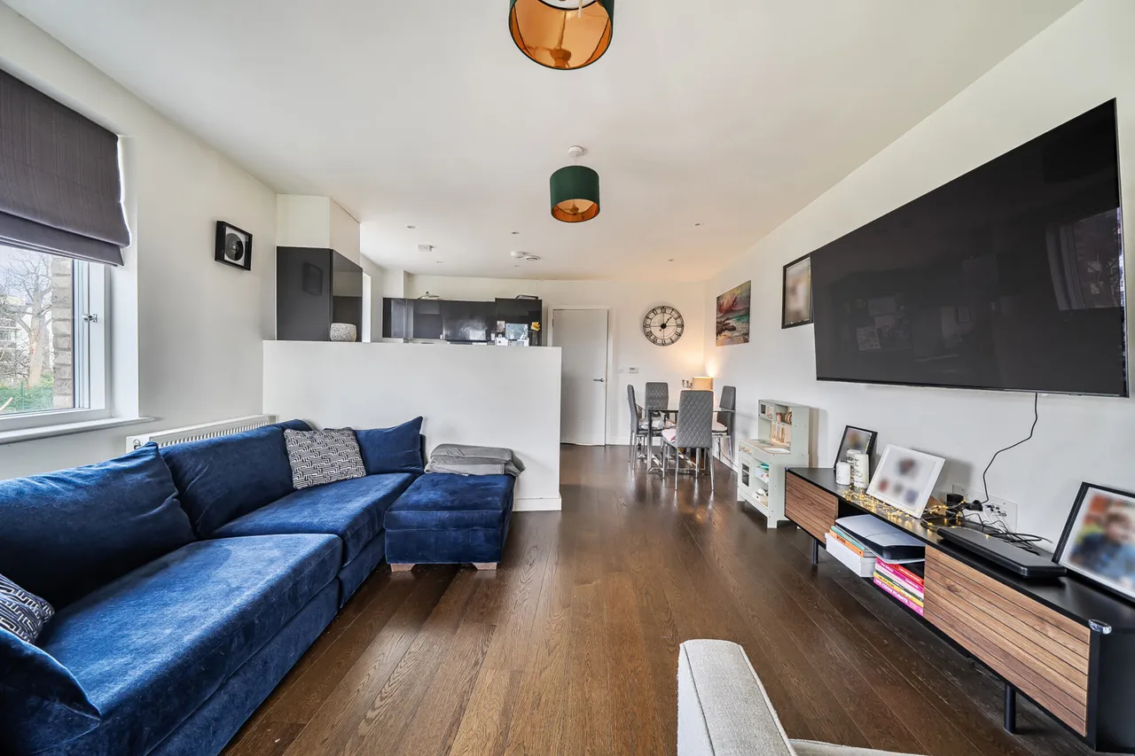 Relph Court, Ealing, W5, photo 17