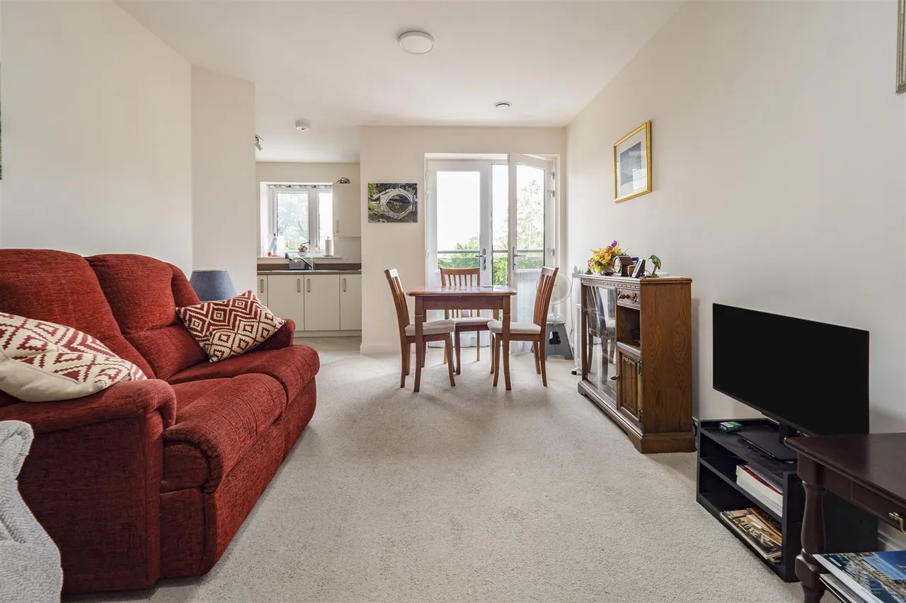 Field Close, Cottingham, HU16, photo 4