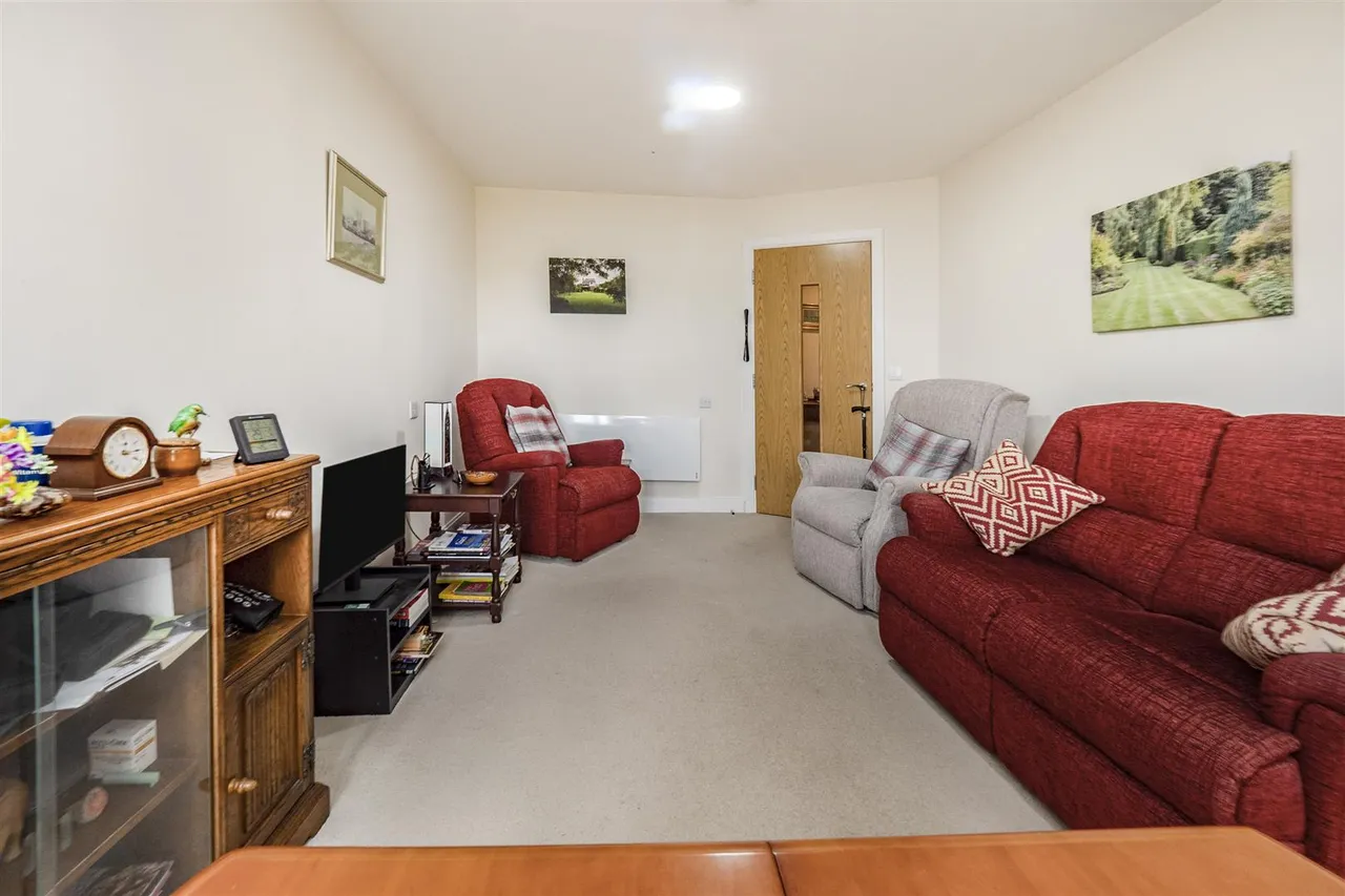Field Close, Cottingham, HU16, photo 29