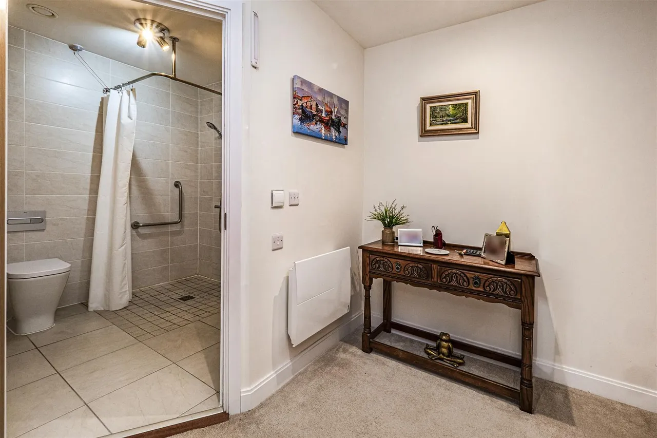 Field Close, Cottingham, HU16, photo 24
