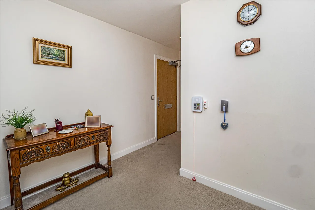 Field Close, Cottingham, HU16, photo 21