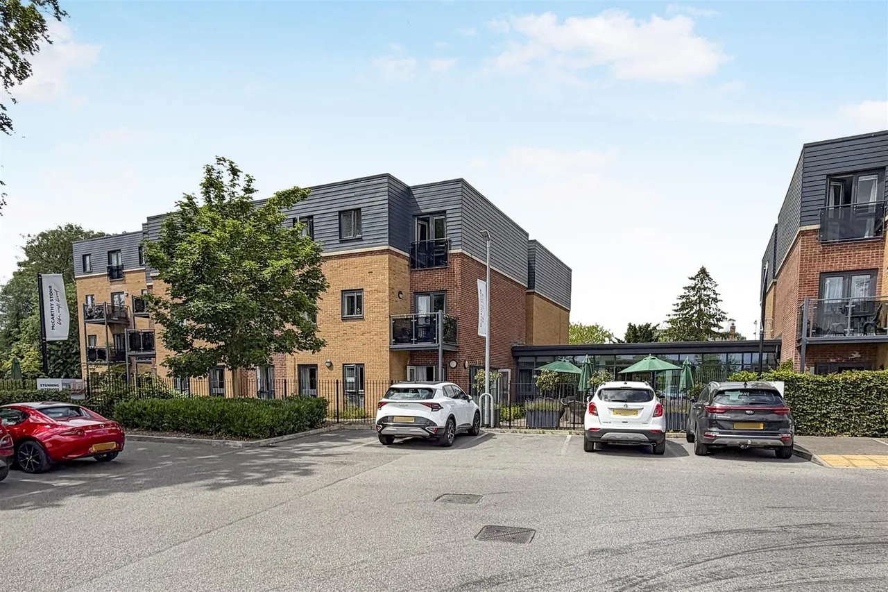 Field Close, Cottingham, HU16, photo 17