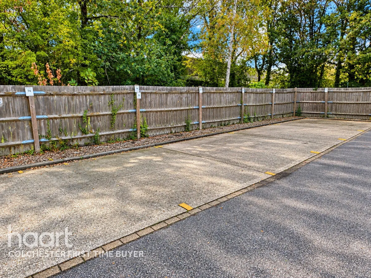 Dale Close, Colchester, CO3, photo 9