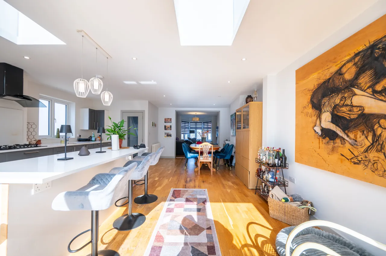 London, NW2, photo 19