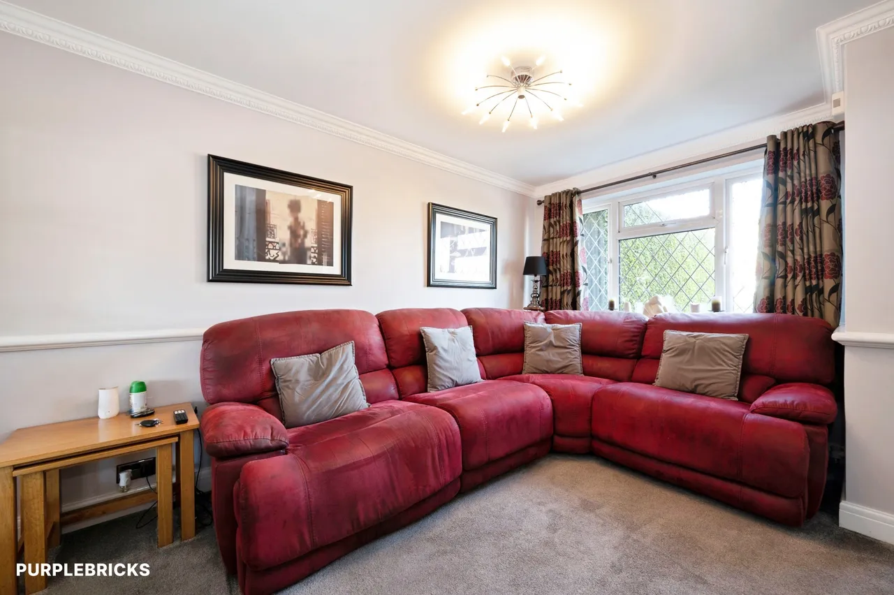 Hemsby Road, Chessington, KT9, photo 6