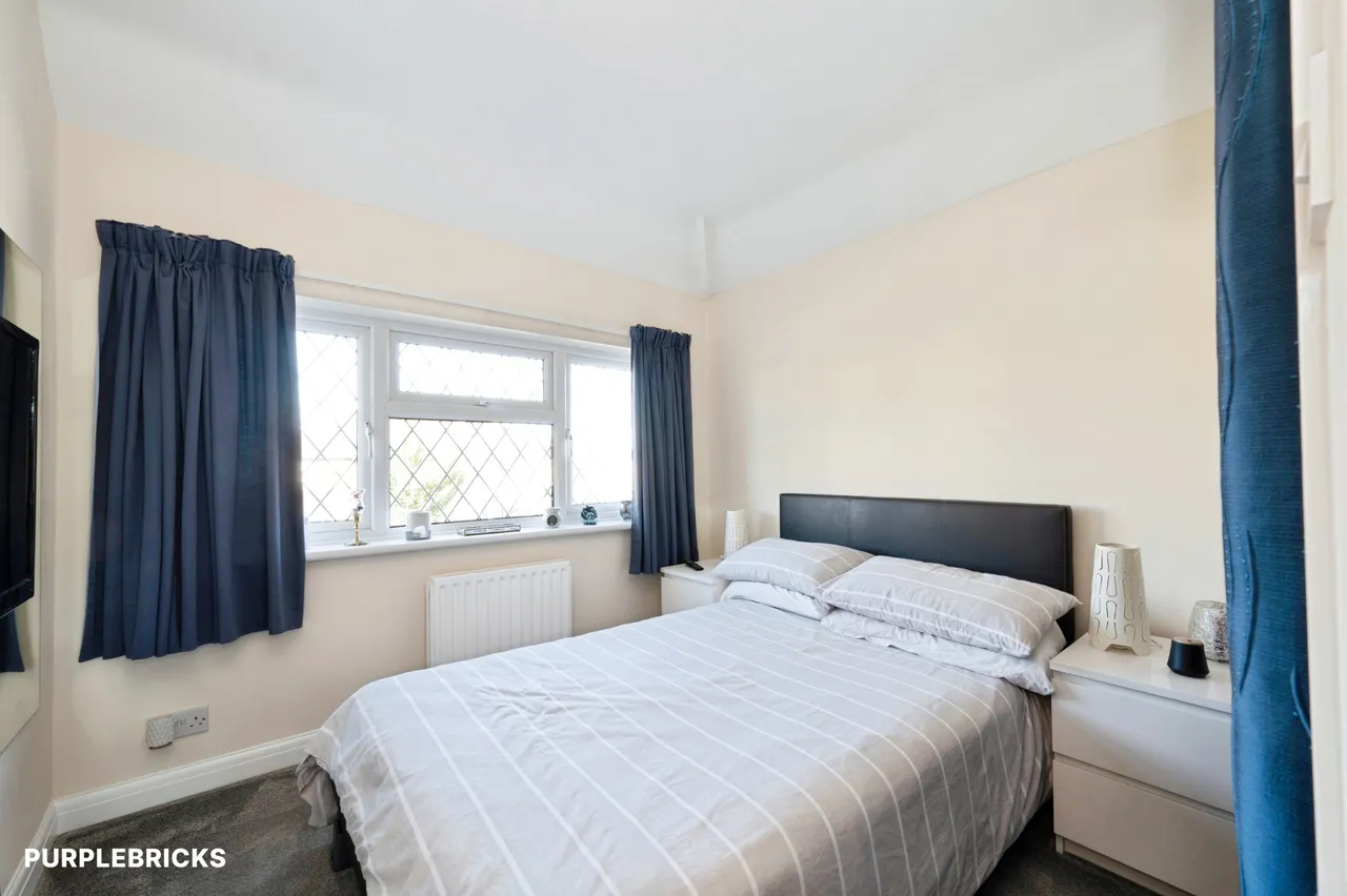 Hemsby Road, Chessington, KT9, photo 25