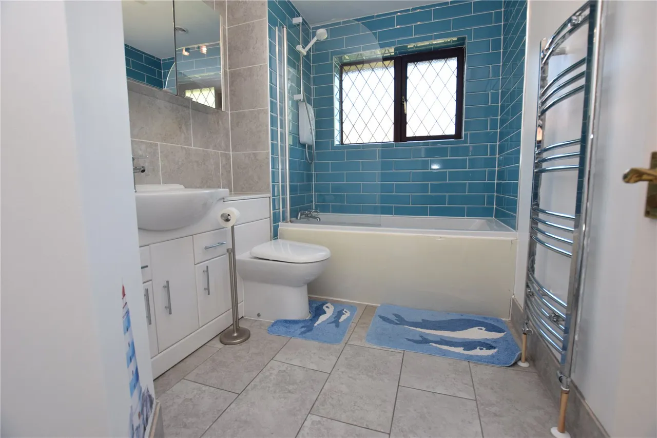 The Copse, Farnborough, Hampshire, GU14 0QD, photo 17