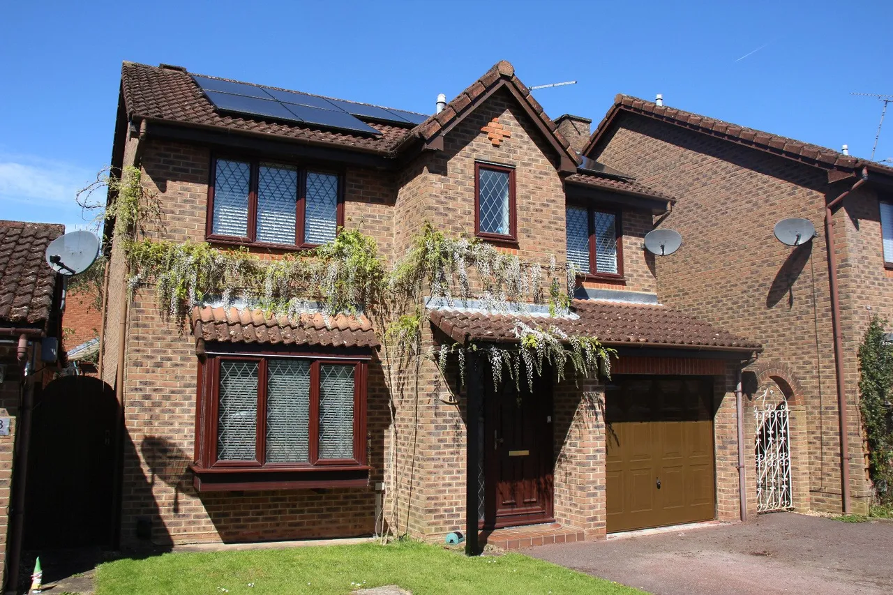 The Copse, Farnborough, Hampshire, GU14 0QD, photo 20