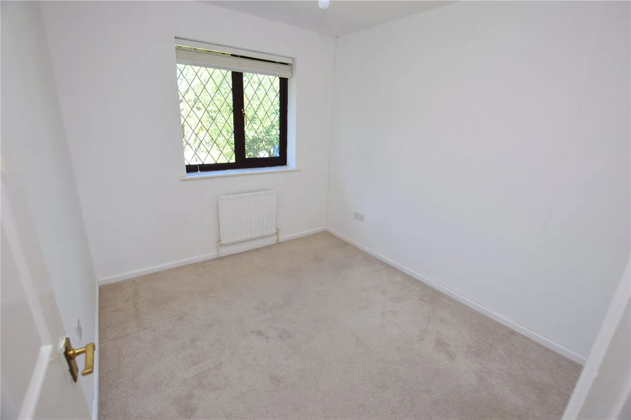 The Copse, Farnborough, Hampshire, GU14 0QD, photo 15