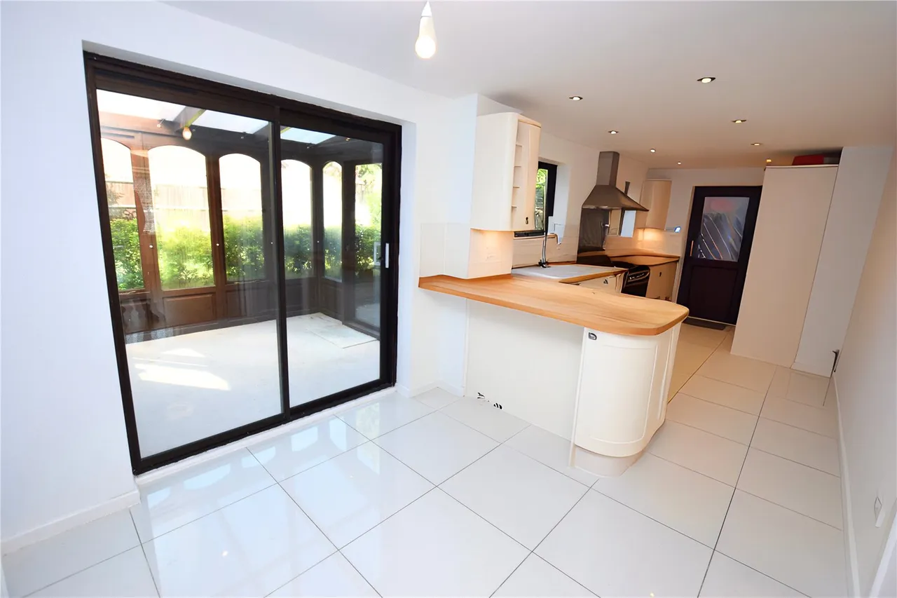 The Copse, Farnborough, Hampshire, GU14 0QD, photo 7
