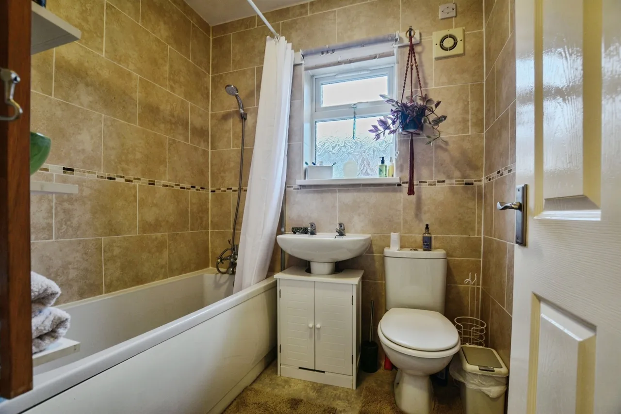 Kime Court, Skegness, PE25, photo 14