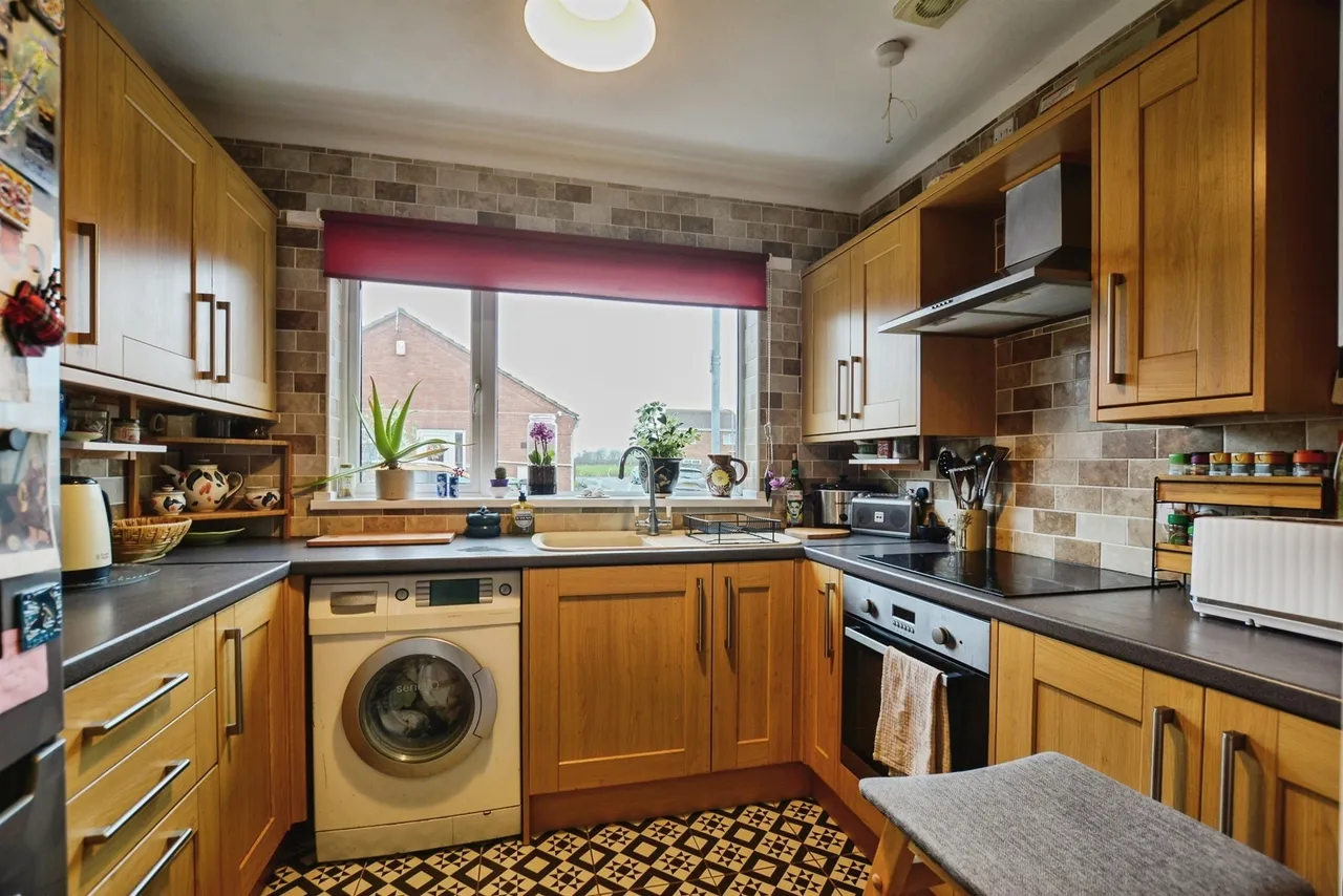 Kime Court, Skegness, PE25, photo 3