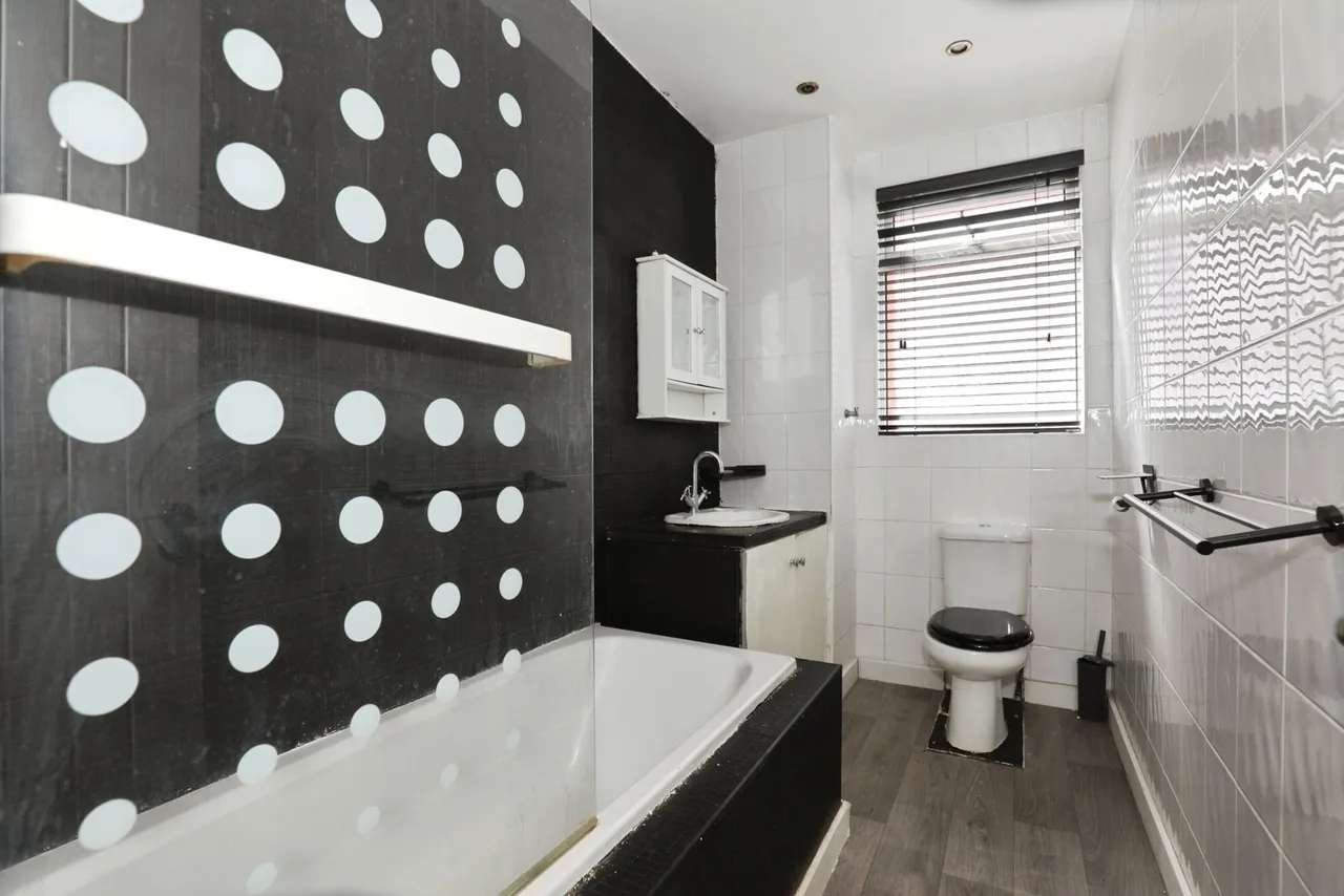 Buxton Avenue, Crewe, Cheshire, CW1, photo 11