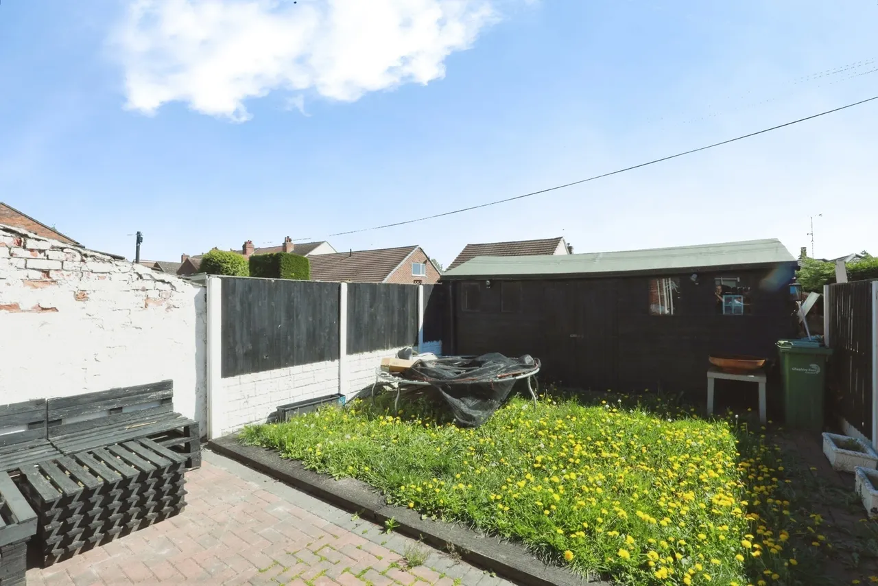 Buxton Avenue, Crewe, Cheshire, CW1, photo 12