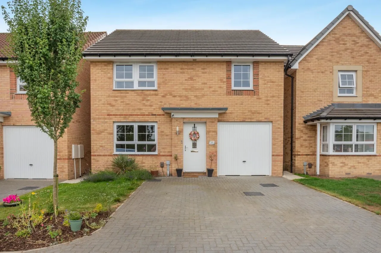4 bed house for sale — Parklands View, Harrogate