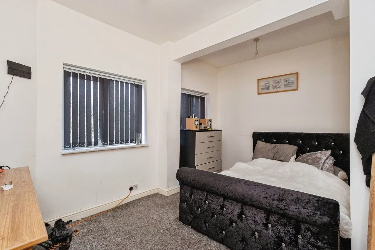 Reddish Vale, Stockport, SK5, photo 12