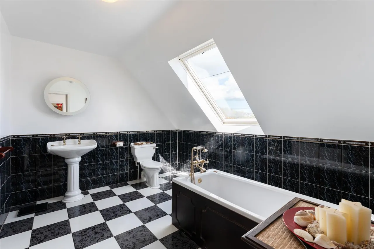 Portaferry Road, Newtownards, BT22, photo 32
