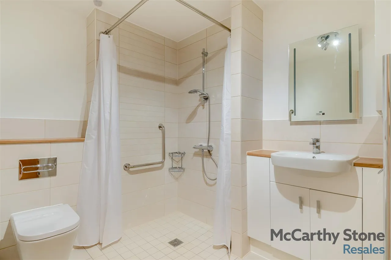 London Road, Knebworth, SG3, photo 14