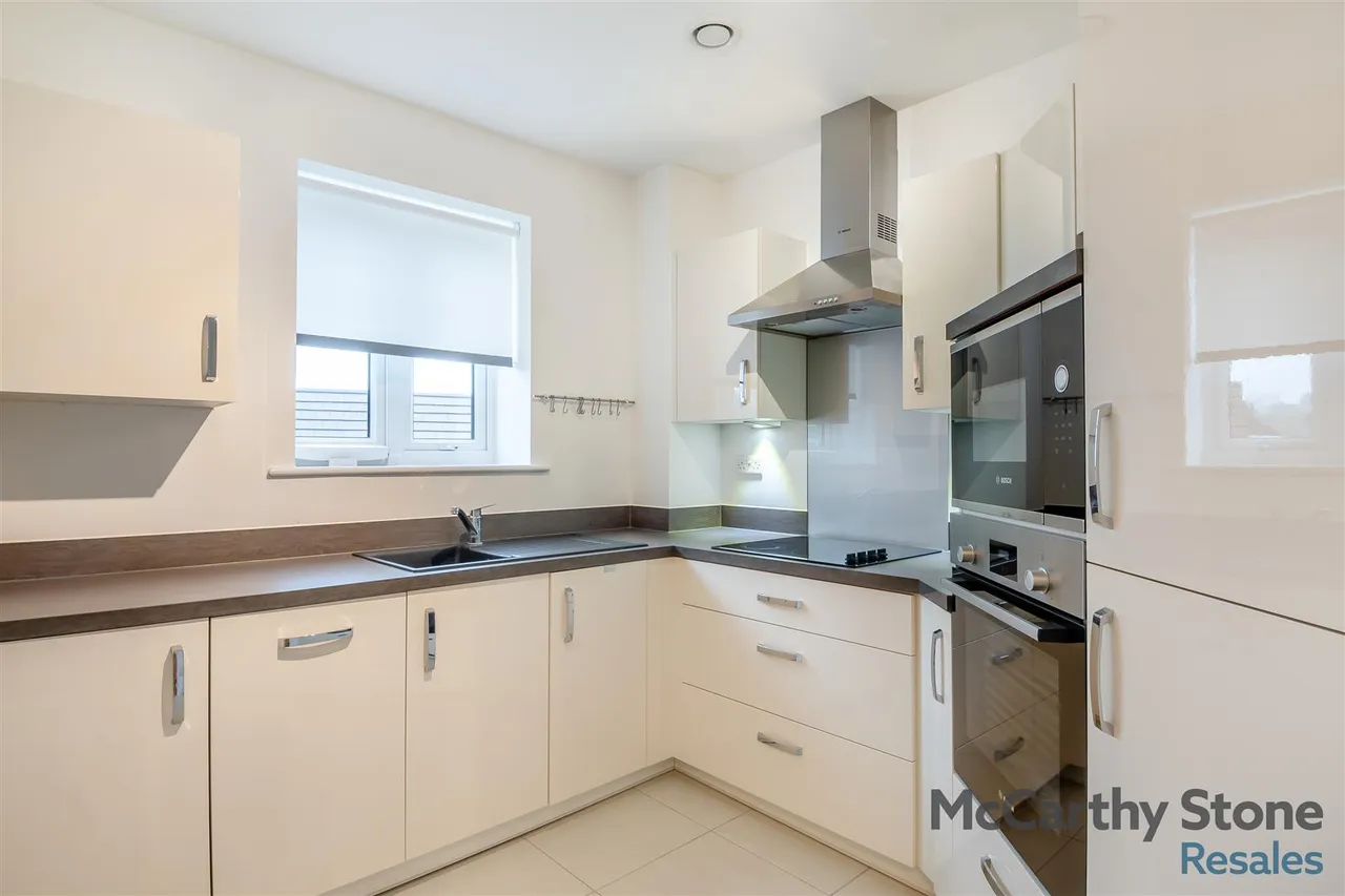 London Road, Knebworth, SG3, photo 8