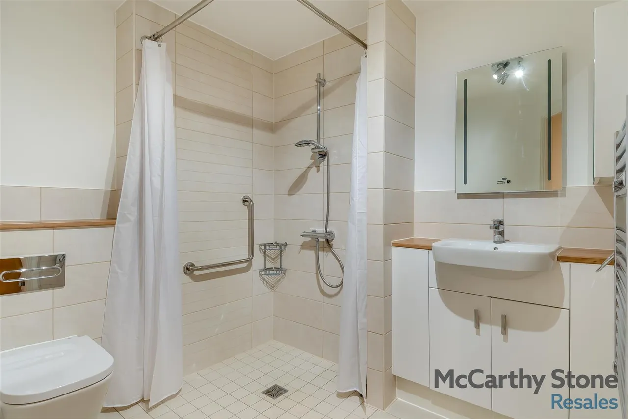London Road, Knebworth, SG3, photo 13