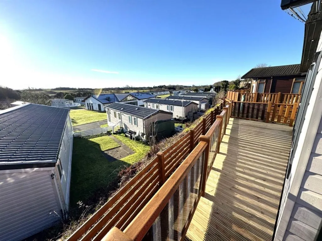 Lon Bryn Mair, Benllech, LL78, photo 5