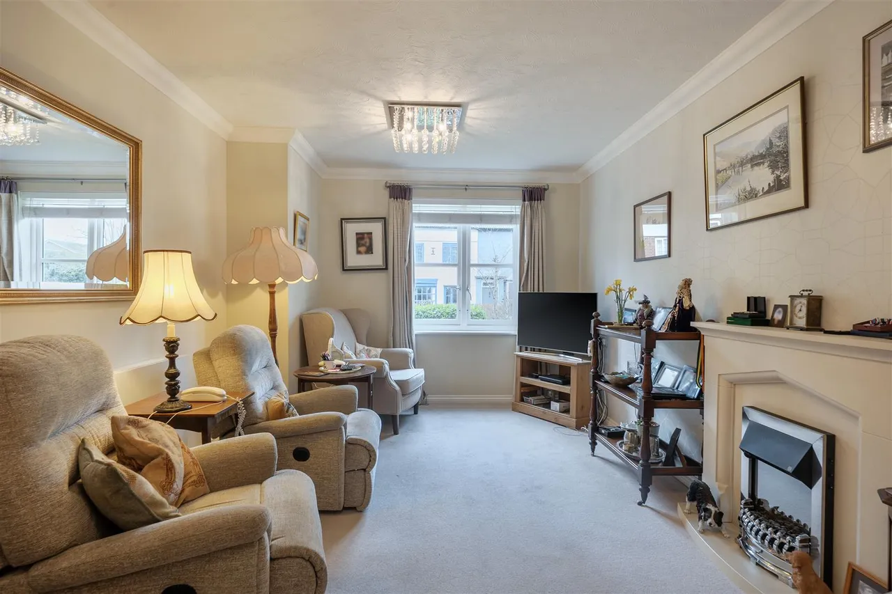 Christchurch Road, Ringwood, BH24, photo 5
