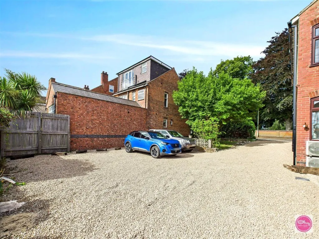Charnwood Road, Shepshed, LE12, photo 15
