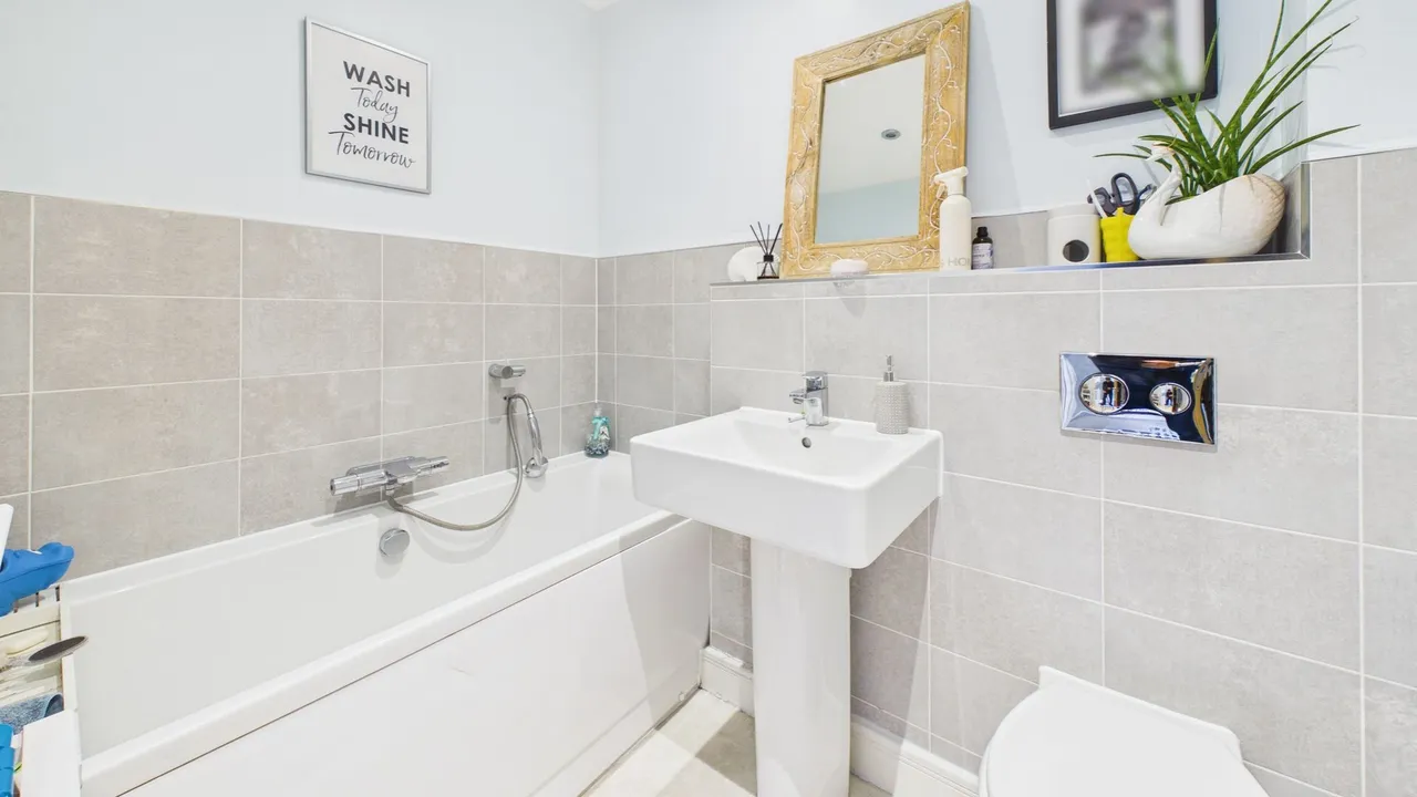 Great Northern Gardens, Bourne, PE10, photo 6