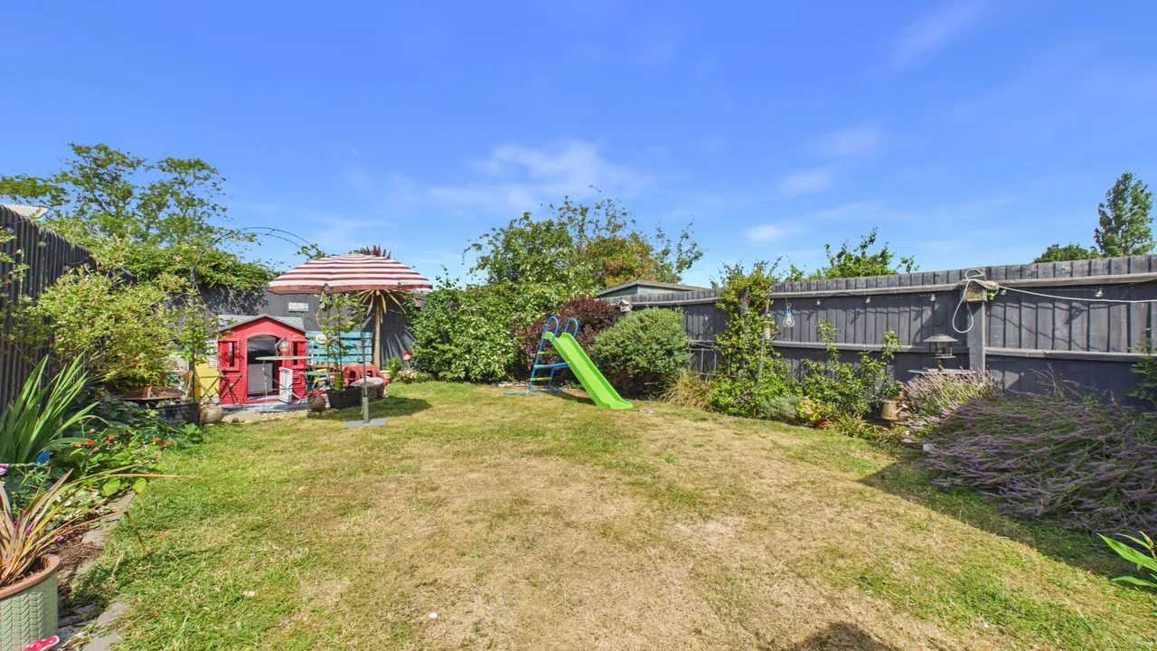 Great Northern Gardens, Bourne, PE10, photo 24