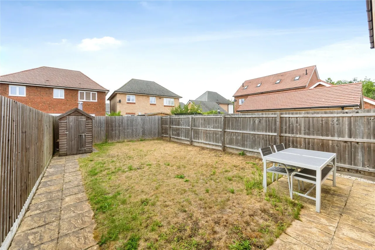 Kemsley Drive, Leighton Buzzard, LU7, photo 16