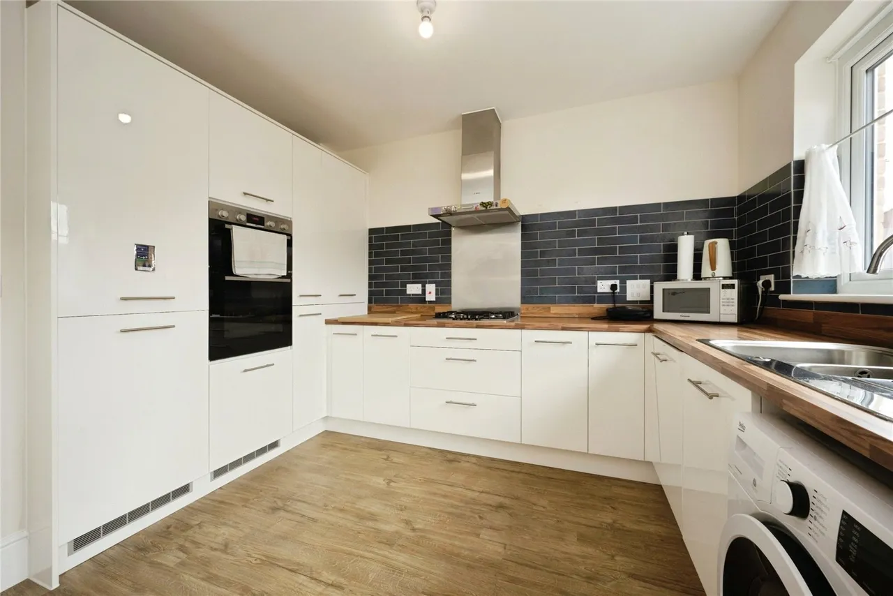 Kemsley Drive, Leighton Buzzard, LU7, photo 2