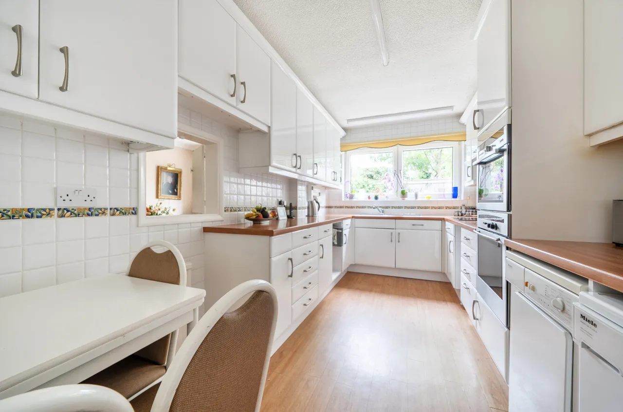 Lyonsdown Road, New Barnet, EN5, photo 9