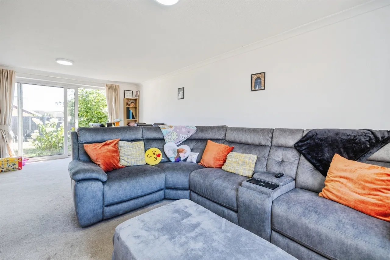 Durham Crescent, Washingborough, Lincoln, photo 4