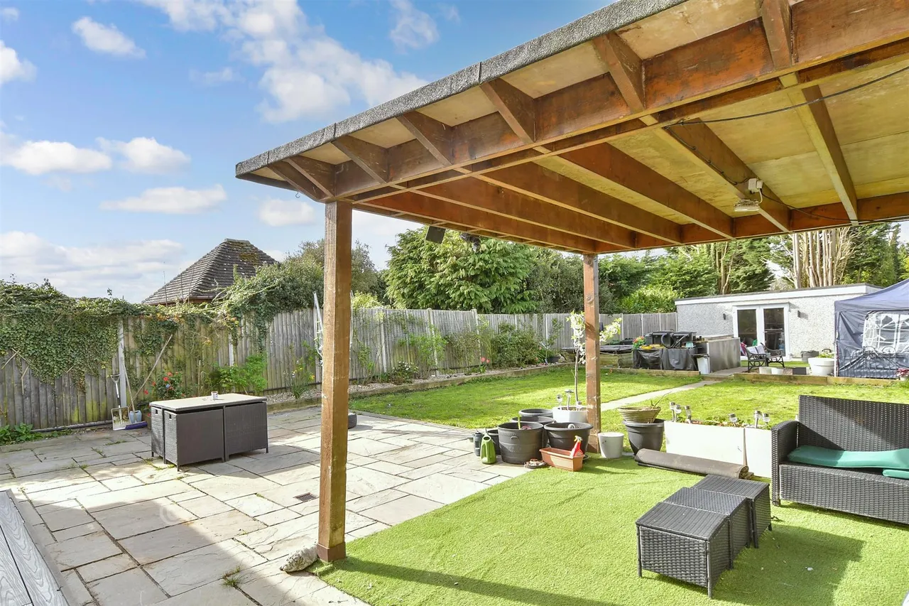 London Road, West Kingsdown, TN15, photo 2