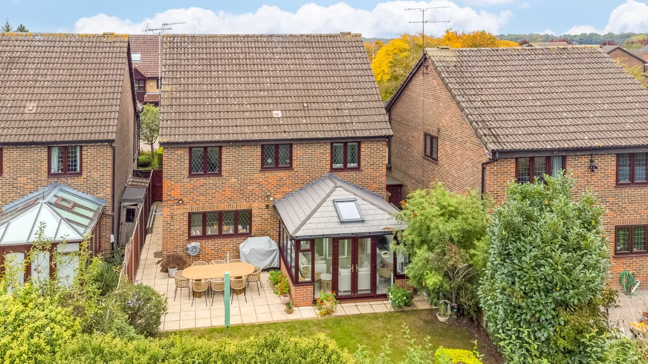 Mendlesham, Panshanger, AL7, photo 2