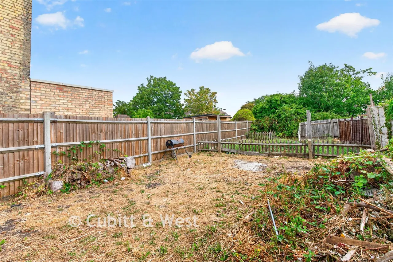 Enmore Road, London, SE25, photo 9