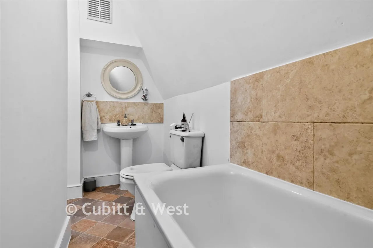 Enmore Road, London, SE25, photo 6