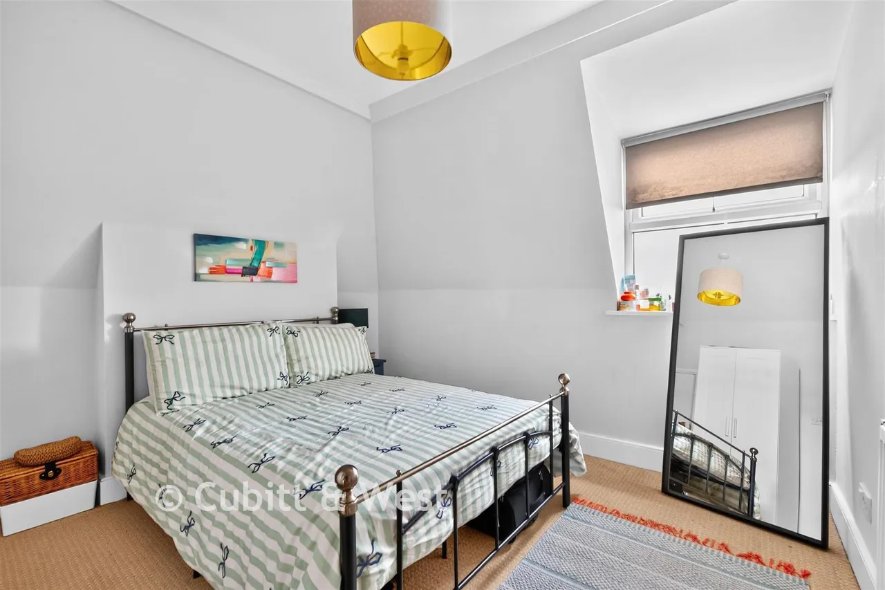 Enmore Road, London, SE25, photo 4