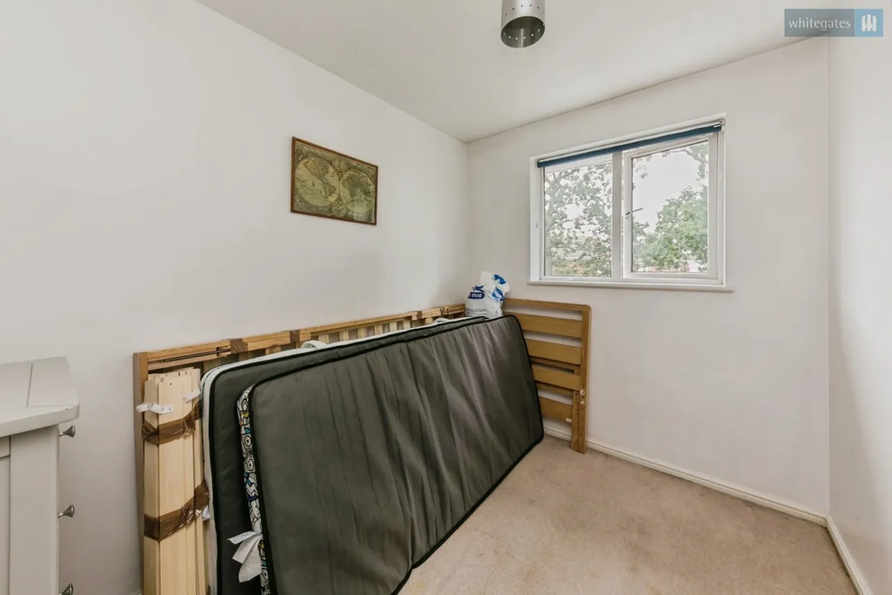 Dillors Croft, Crewe, CW1, photo 15