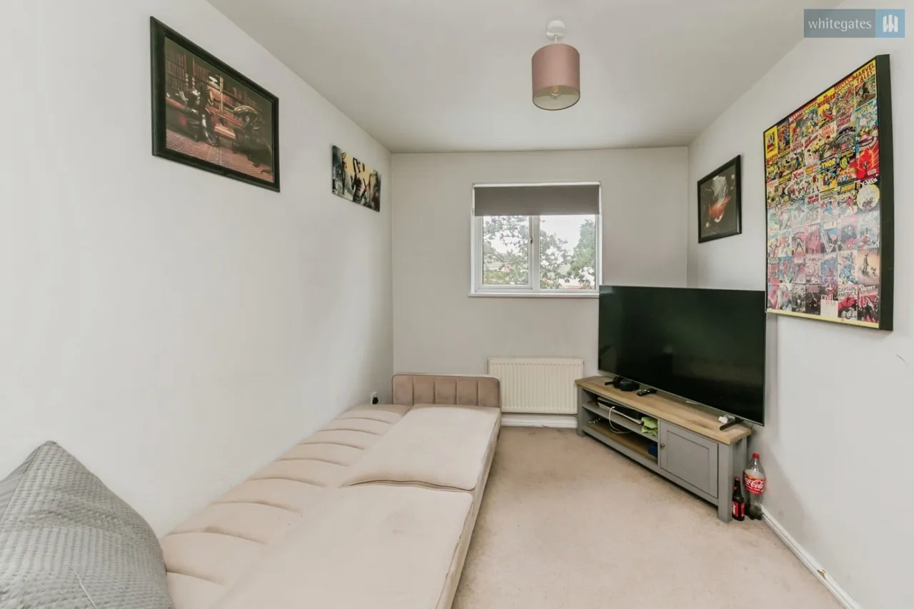 Dillors Croft, Crewe, CW1, photo 14