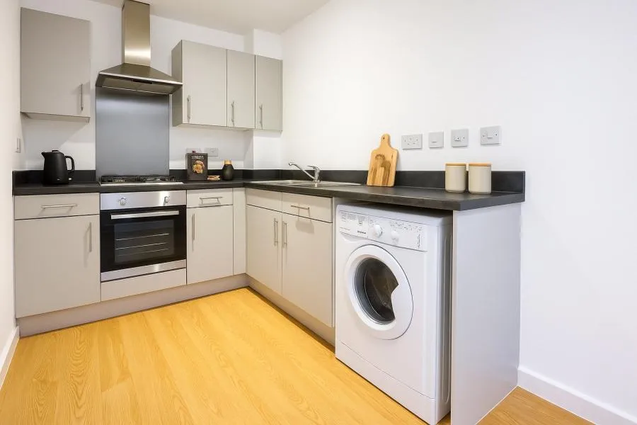 Vickers Way, Nuneaton, CV11, photo 3
