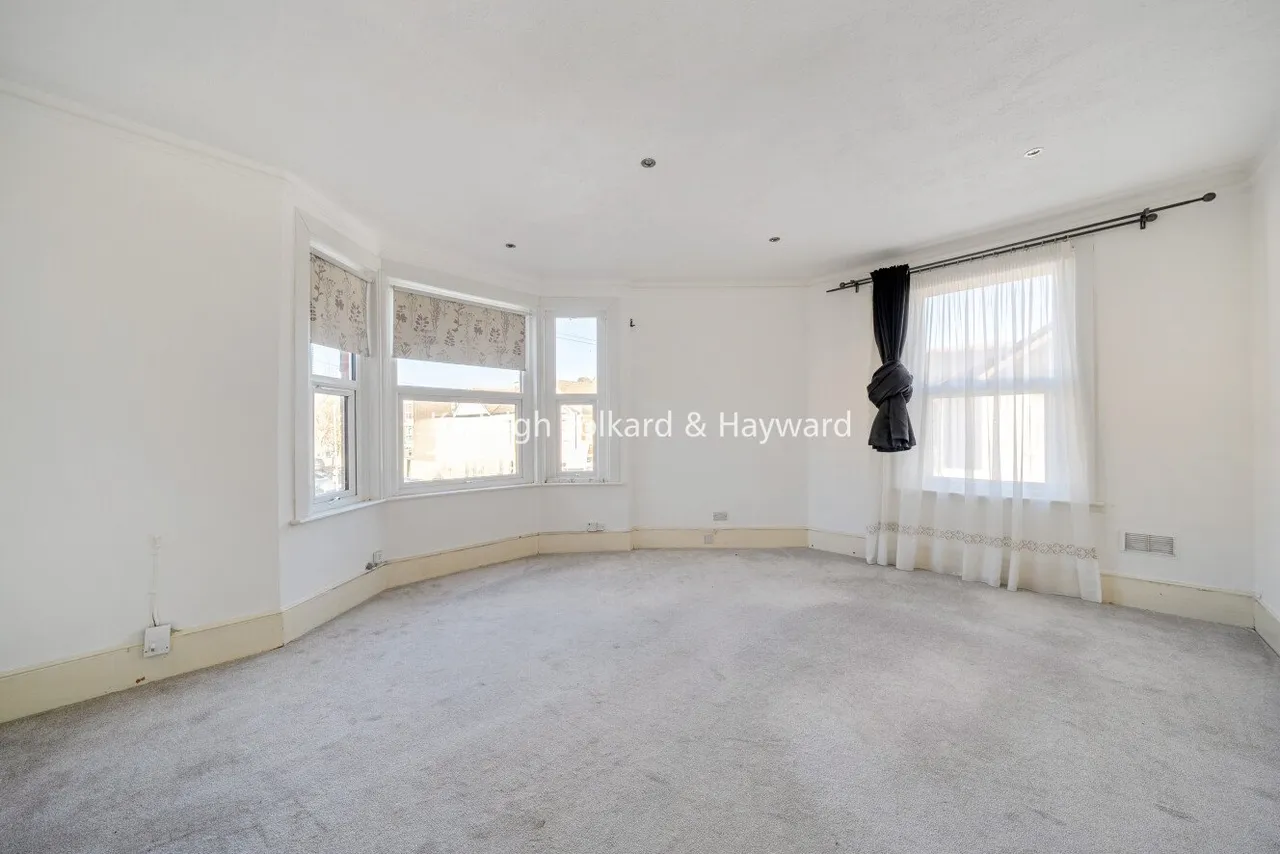 Revelstoke Road, London, SW18, photo 8