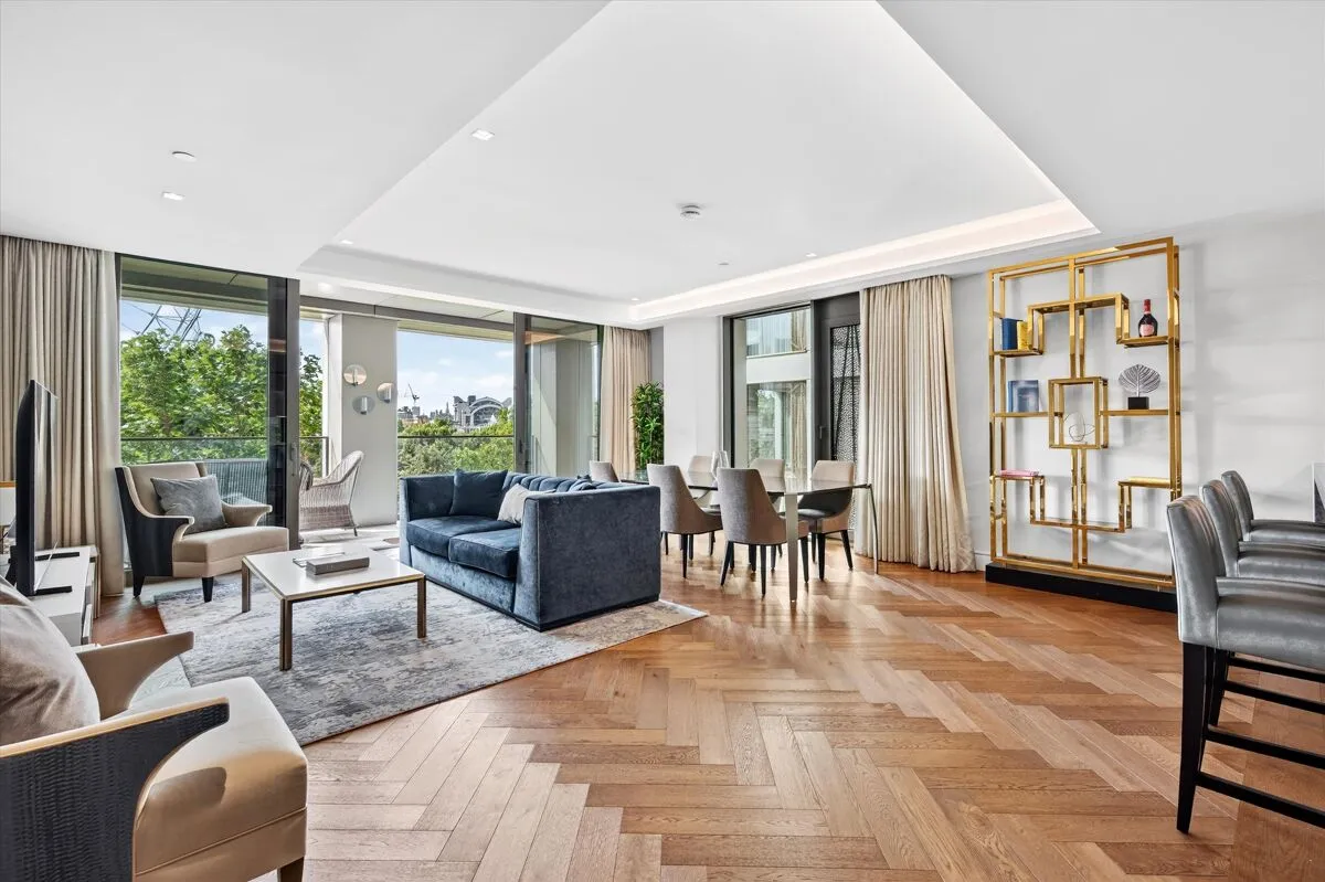 2 bed flat for sale, Belvedere Road, Southbank, SE1