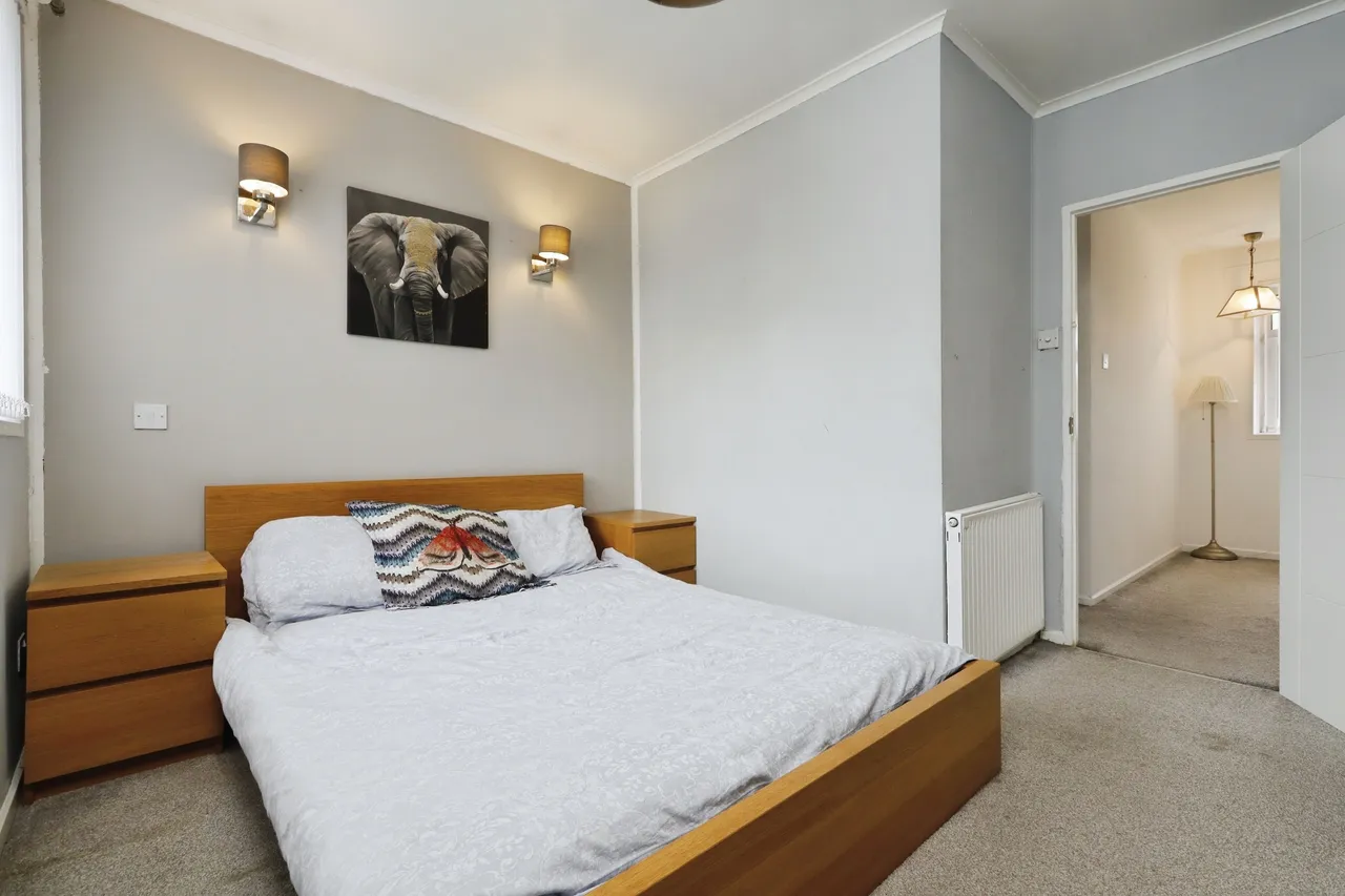 Ashgill Road, Glasgow, photo 12