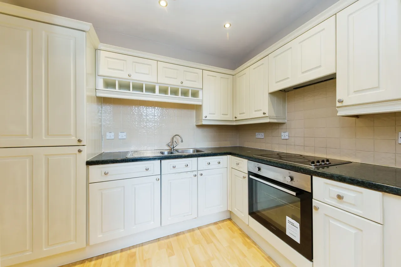 The Uplands, Bishopton Drive, Macclesfield, Cheshire, SK11, photo 3
