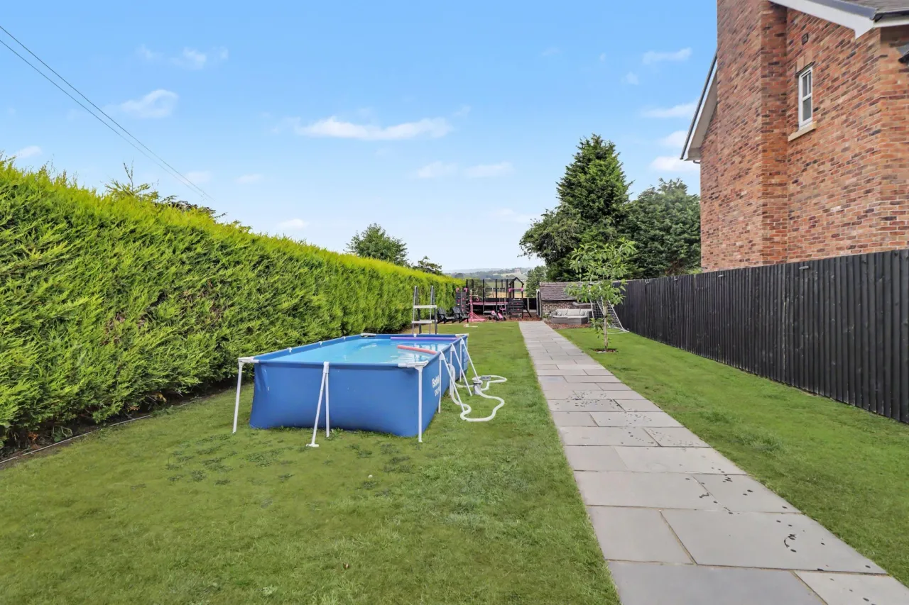 Stone Road, Stoke-on-Trent, photo 28