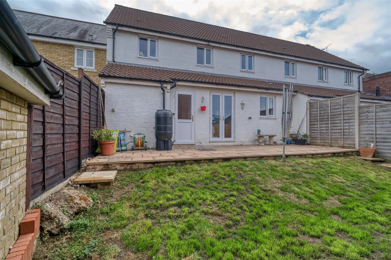 Field Close, Sturminster Newton, photo 7