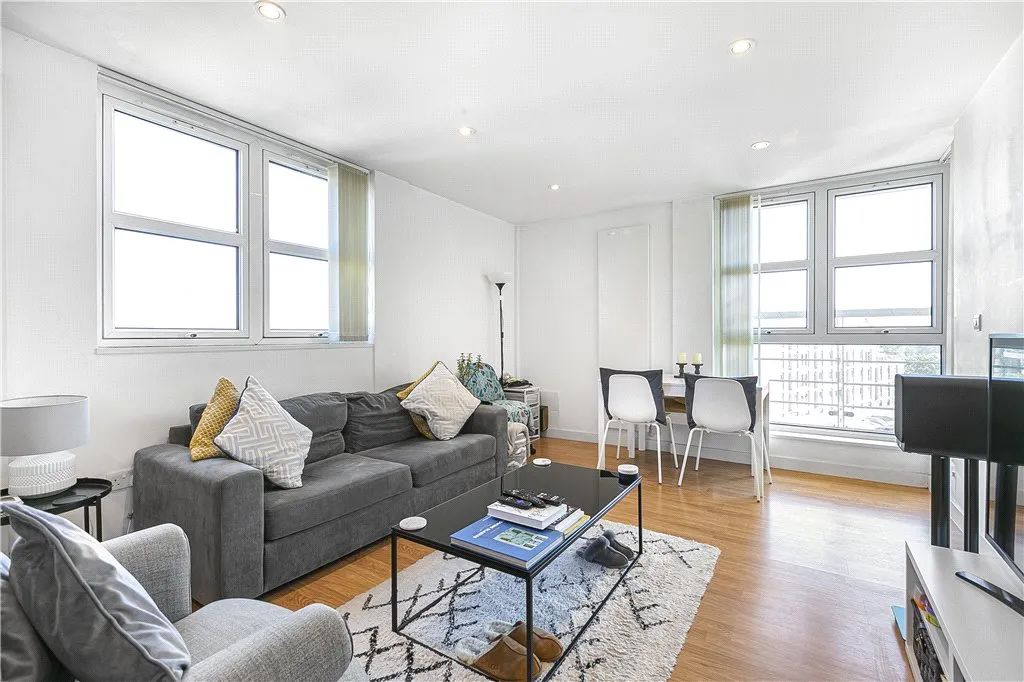 Upper Richmond Road, Putney, SW15, photo 3